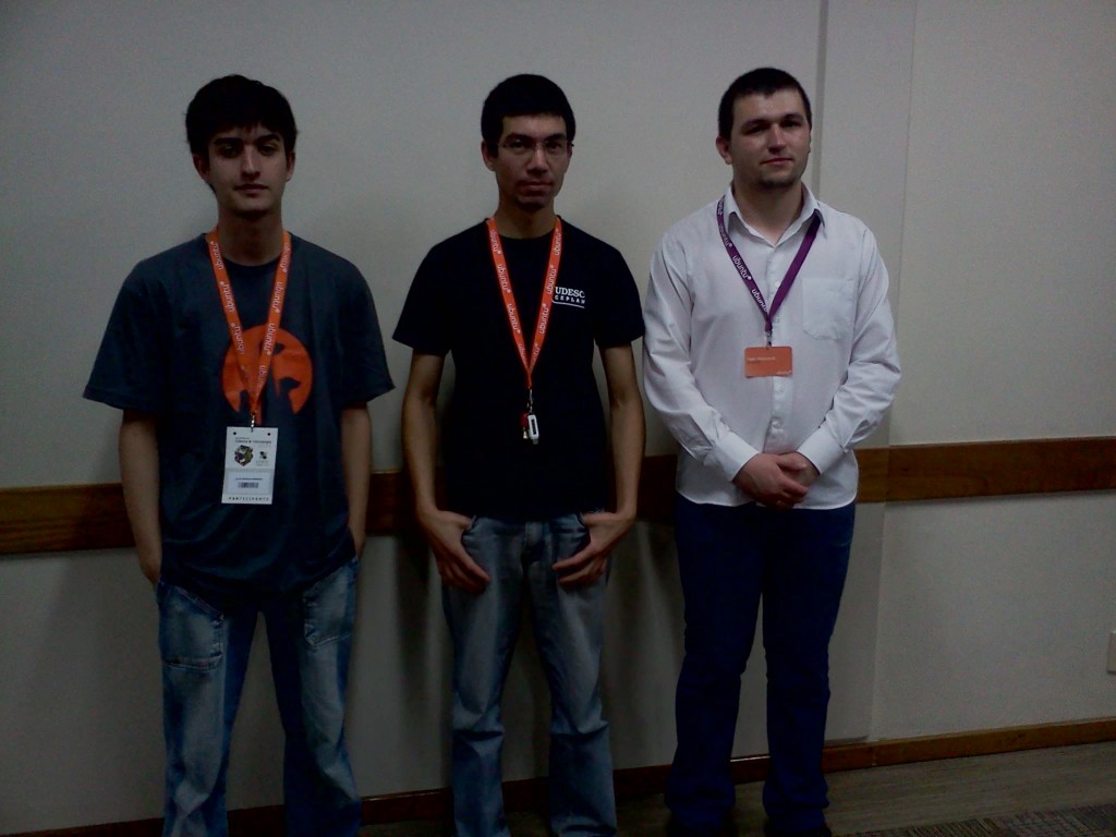Membros do grupo UbuntuSC presentes no UbuntuSC no Seminário de Ciência e Tecnologia da UDESC